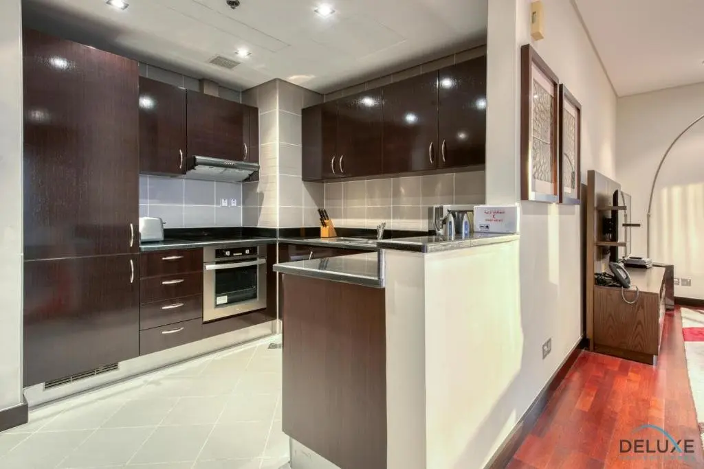 Дубай: Elegant 2BR in Royal Amwaj Residences North Palm Jumeirah by Deluxe Holiday Homes