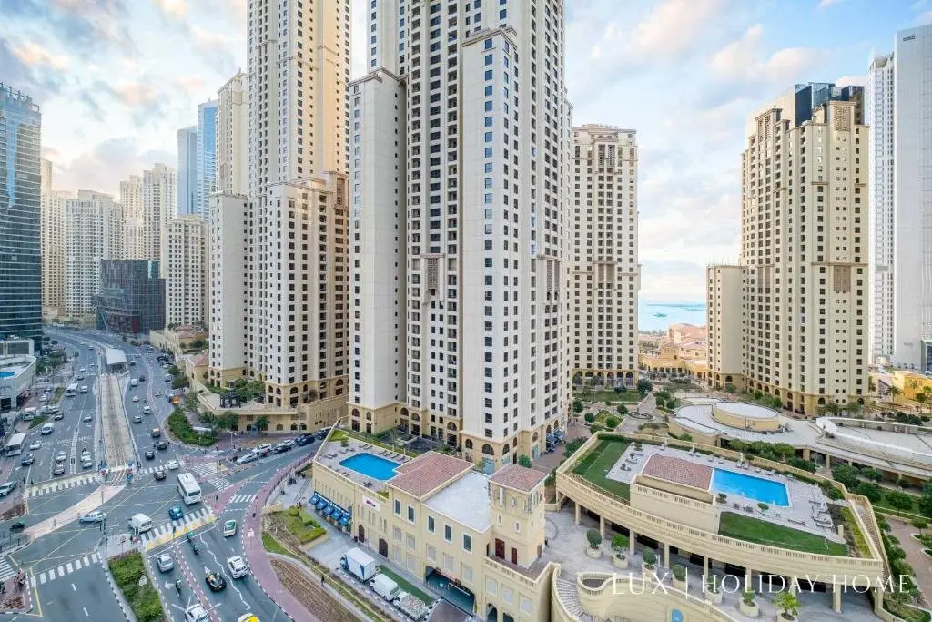 Дубай: LUX Contemporary Suite with Full Marina View 6