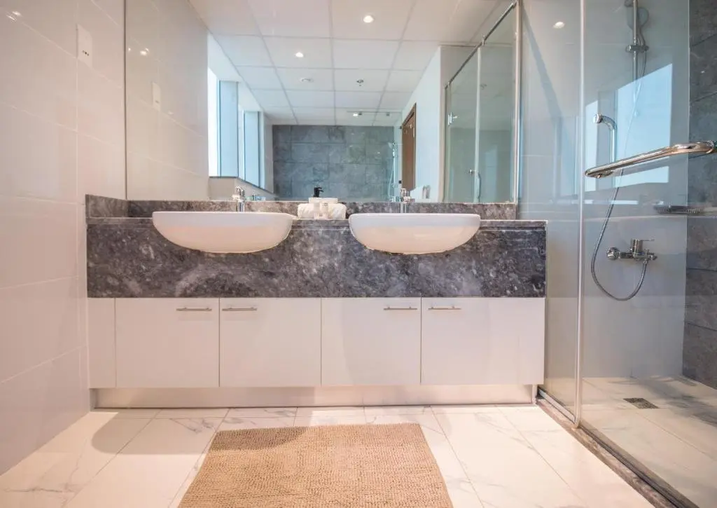 Дубай: Burj Khalifa view from ALL rooms Brand New 3BR - Noora
