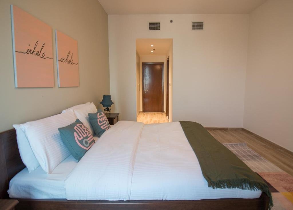 Дубай: Burj Khalifa view from ALL rooms Brand New 3BR - Noora