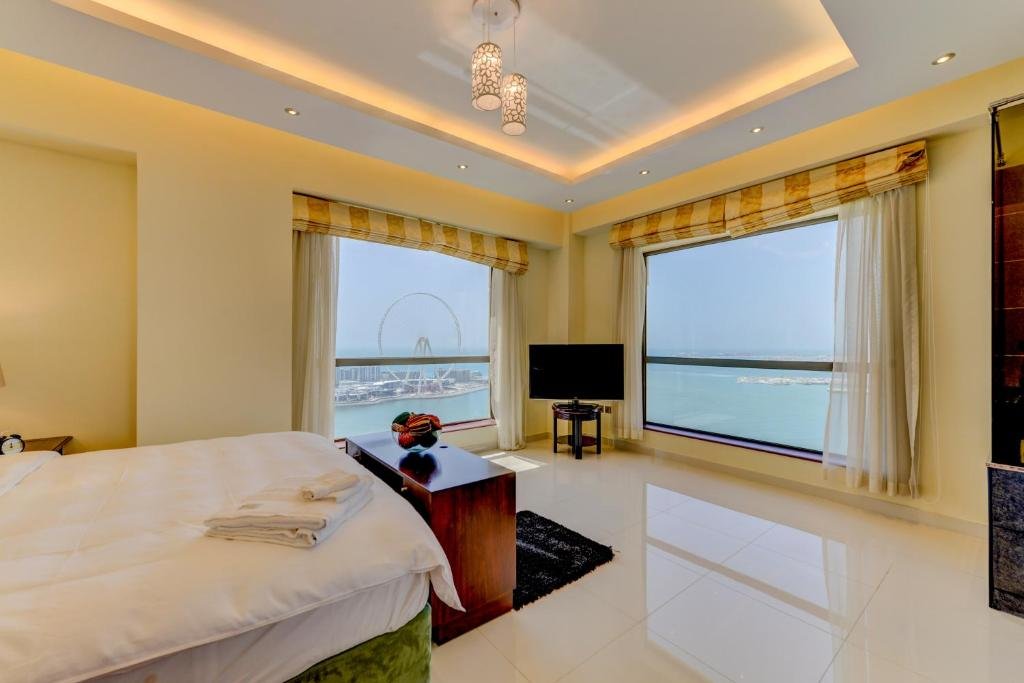Дубай: JBR The Walk Rimal - 4-Bedroom Suite Full Sea View High floor