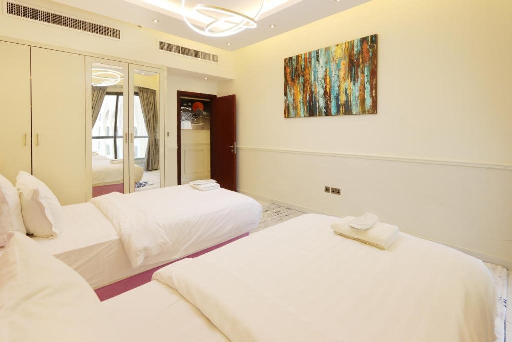 Дубай: JBR The Walk Rimal - 4-Bedroom Suite Full Sea View High floor