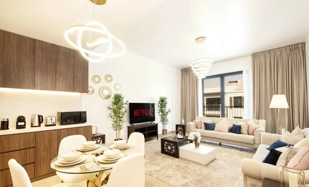 Дубай: LUX The La Mer Sea View Suite 2