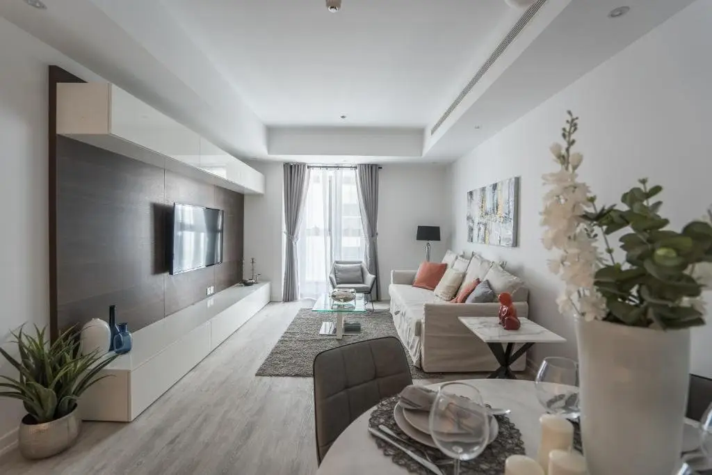 Дубай: HiGuests - Cloudy Apt, 10-min walk to Dubai Harbor