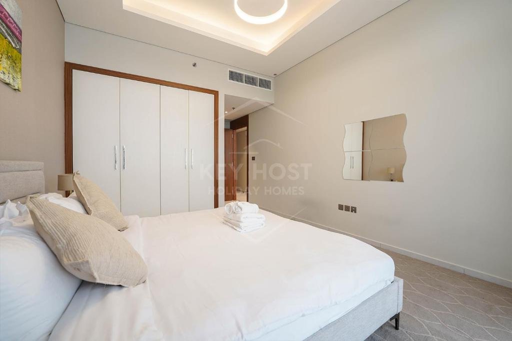 Дубай: KeyHost - Regent Court JVC - KG30