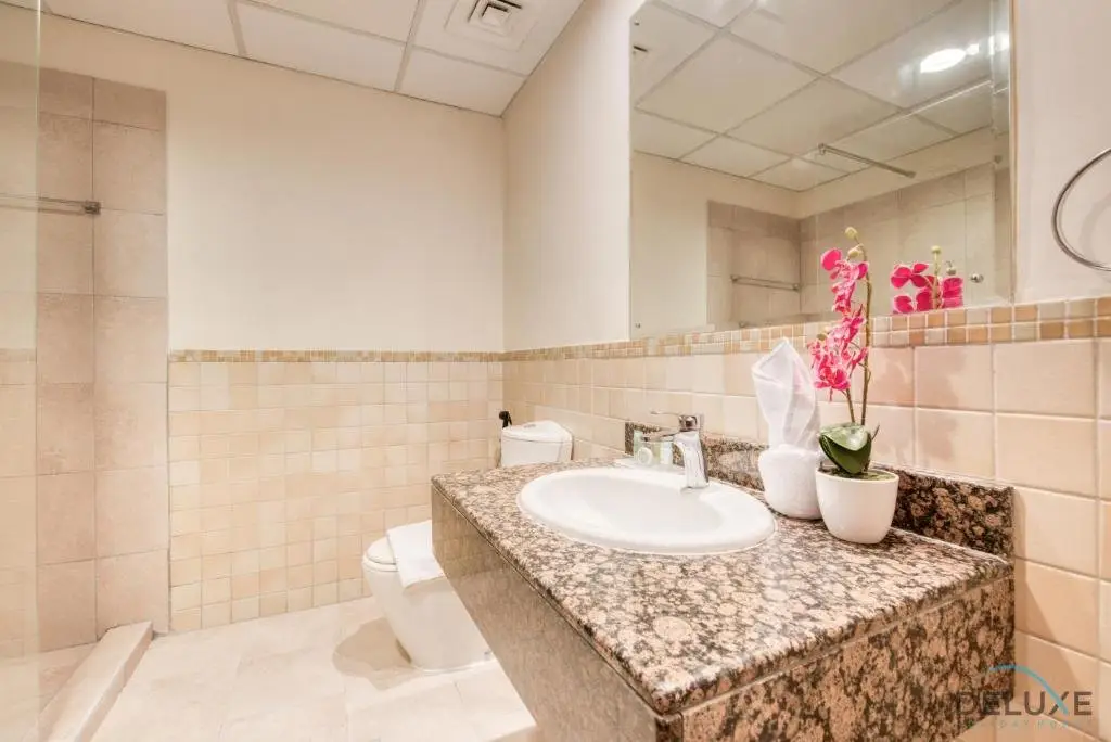 Дубай: Immaculate 2 BR at Sadaf 6 JBR by Deluxe Holiday Homes