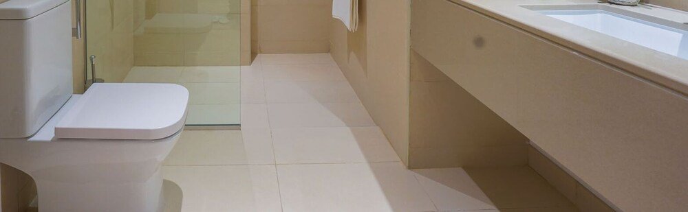 Абу-Даби: Waters Edge Apartment 634