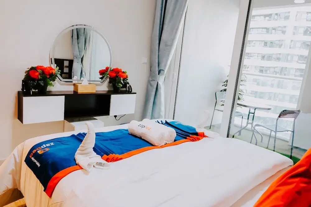 Дубай: Zapbed House � Rev 706
