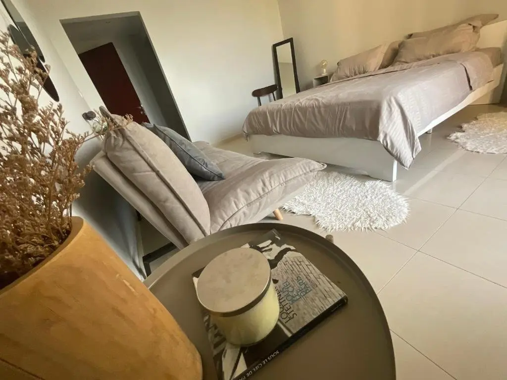Рас-эль-Хайма: Lovely 1 Bedroom Holiday Home on the Beach