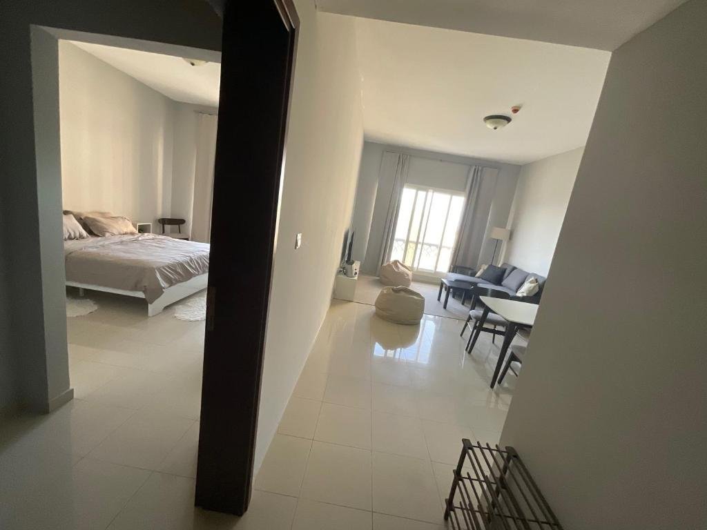 Рас-эль-Хайма: Lovely 1 Bedroom Holiday Home on the Beach
