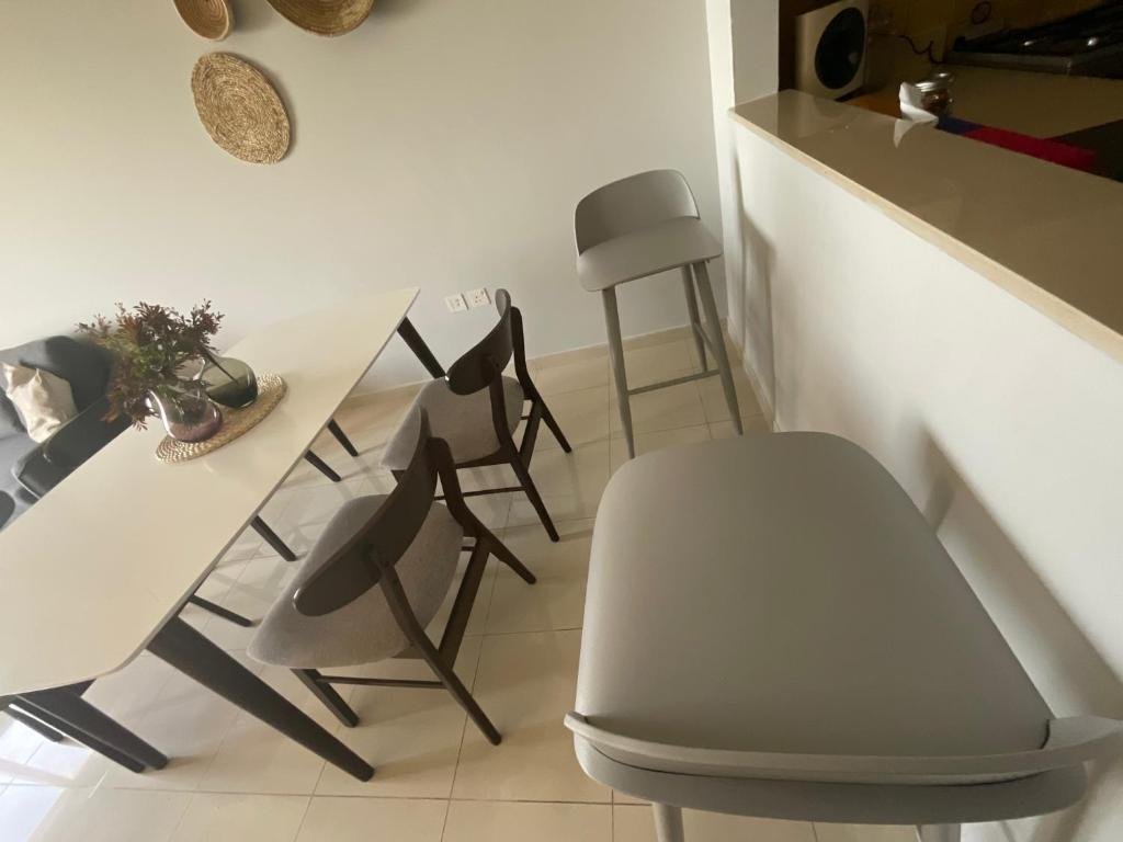 Рас-эль-Хайма: Lovely 1 Bedroom Holiday Home on the Beach