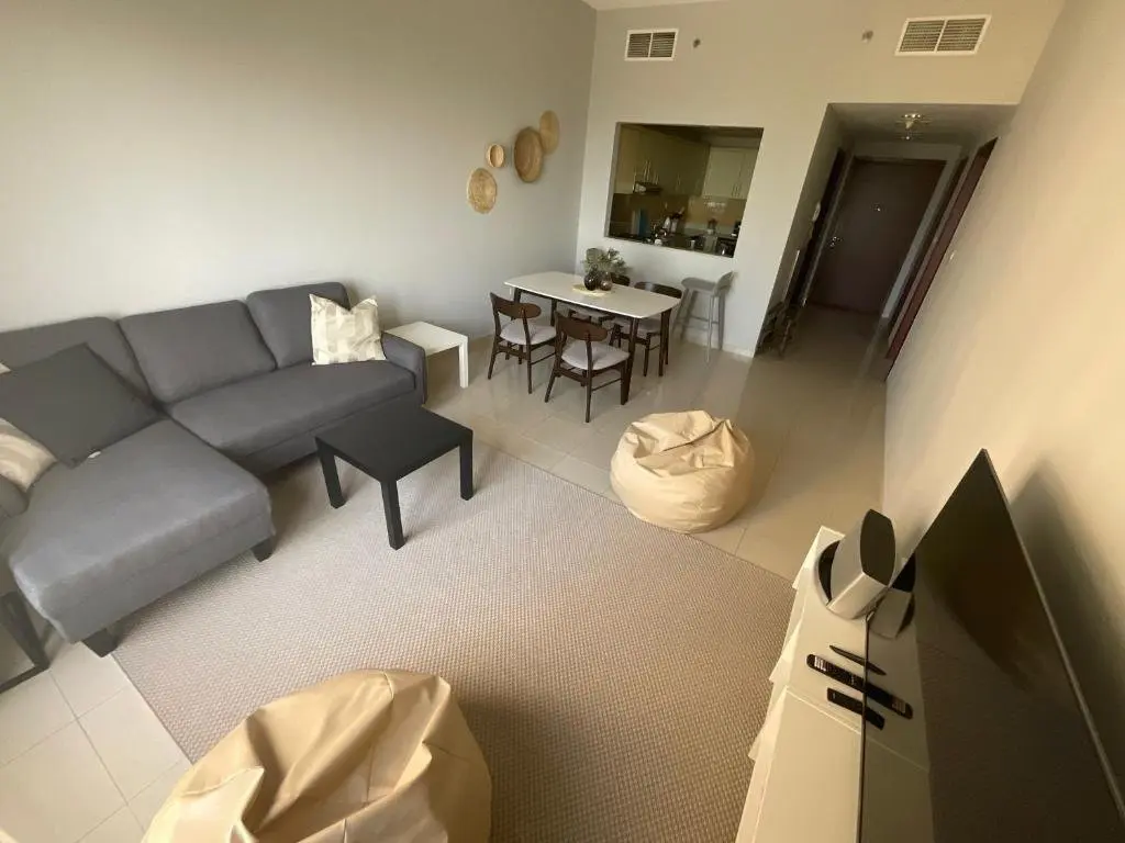 Рас-эль-Хайма: Lovely 1 Bedroom Holiday Home on the Beach