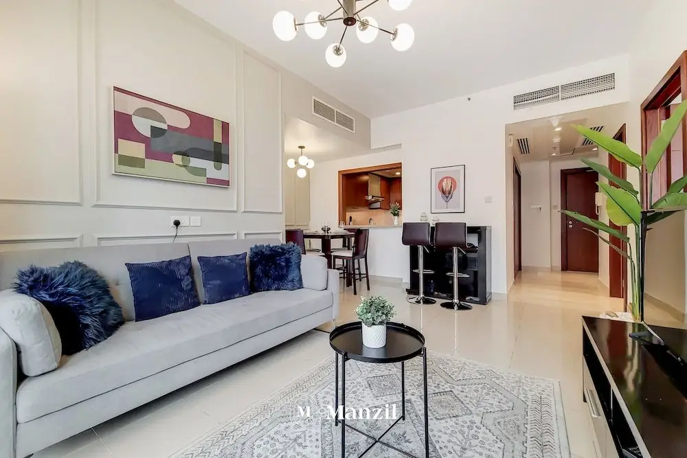 Дубай: Manzil -Cozy 1BR Apt w/ Downtown Skyline Burj View