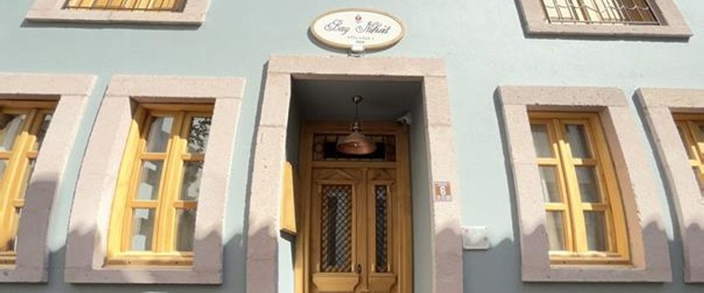 Айвалык: Bay Nihat Otel Lale2