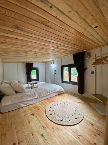 Ардешен: Butka Tinyhouse