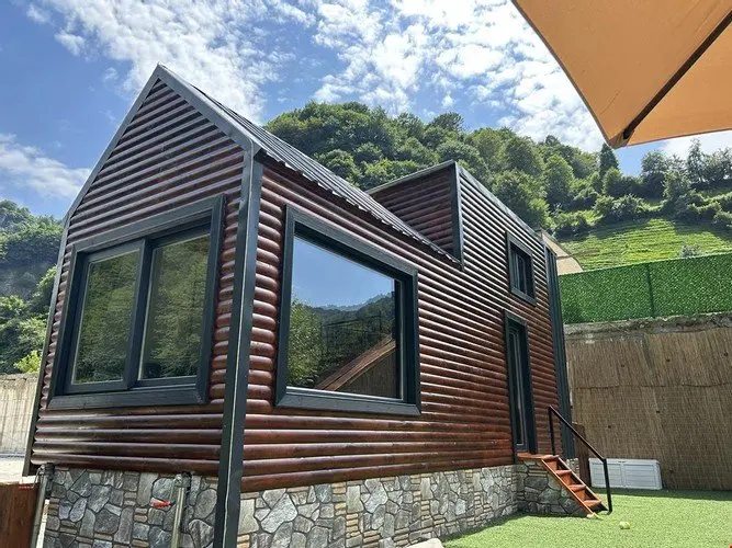 Ардешен: Butka Tinyhouse