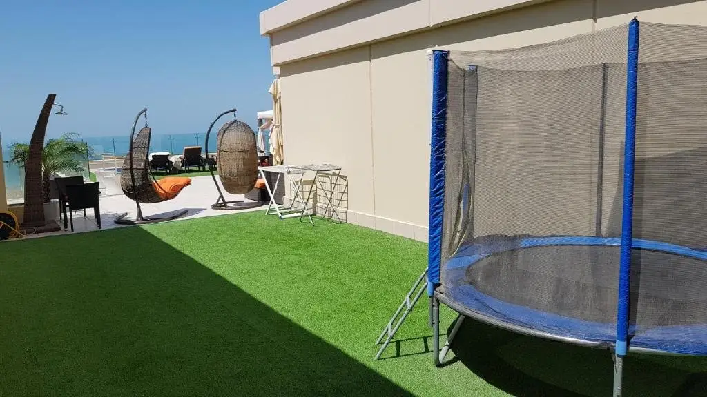 Дубай: Dubai JBR Amaz Penthouse front sea 5 plus 1 Bdr private Climatized pool