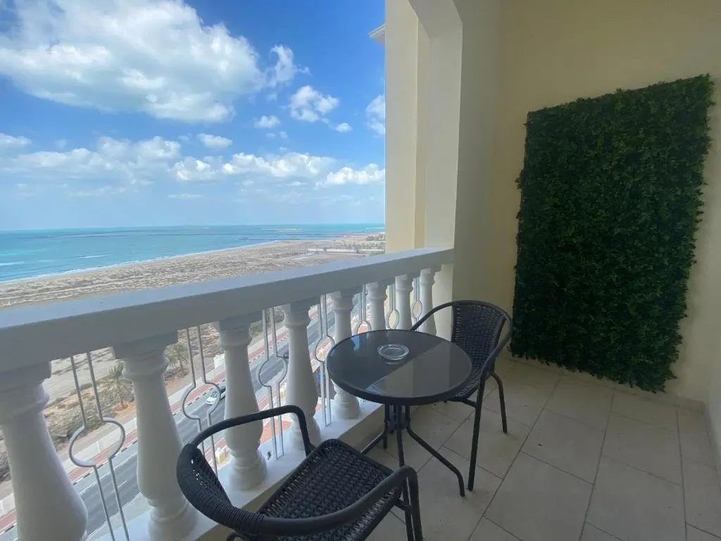 Рас-эль-Хайма: Dreamy Seaview 1 Bed (w. internet/tv/power/water)
