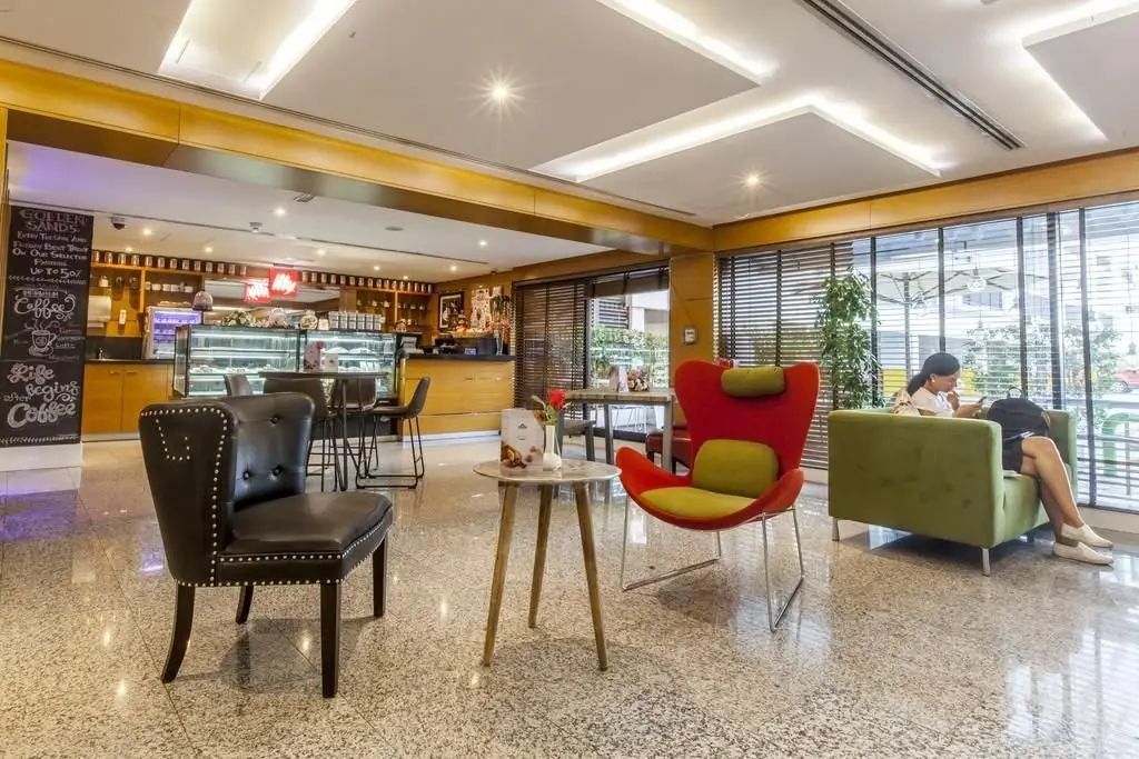 Дубай: Golden Sands 10 Hotel Apartments