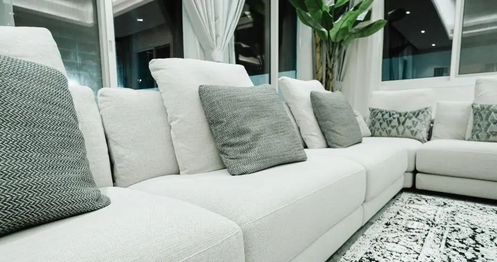 Дубай: Luxury Modern White Villa on Island 9,500 sqft