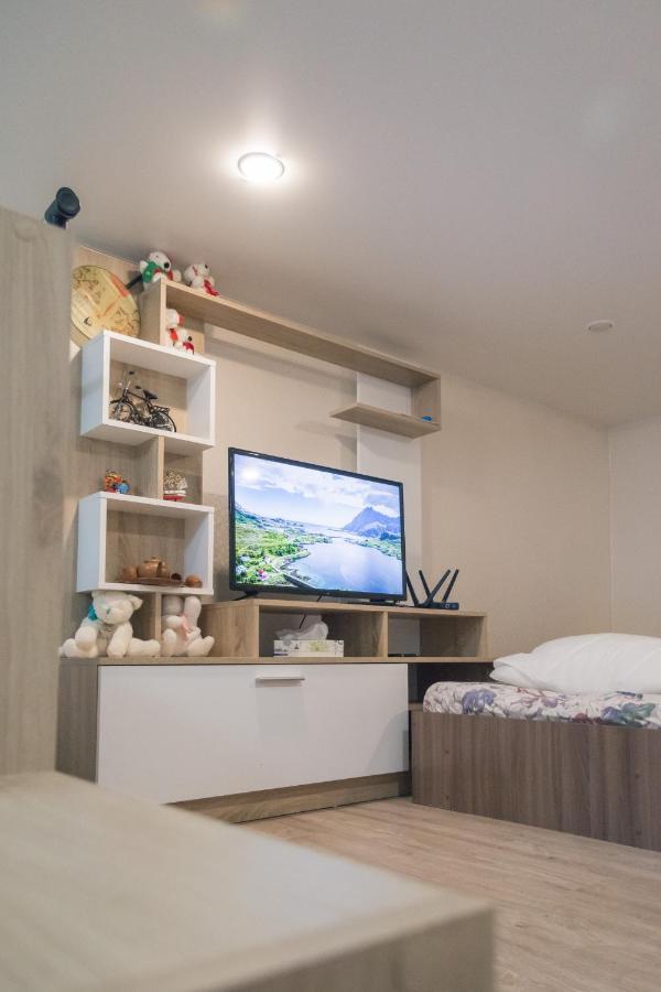 Санкт-Петербург: RIVER VIEW APARTMENT, Balcony, Neva view, 5 people