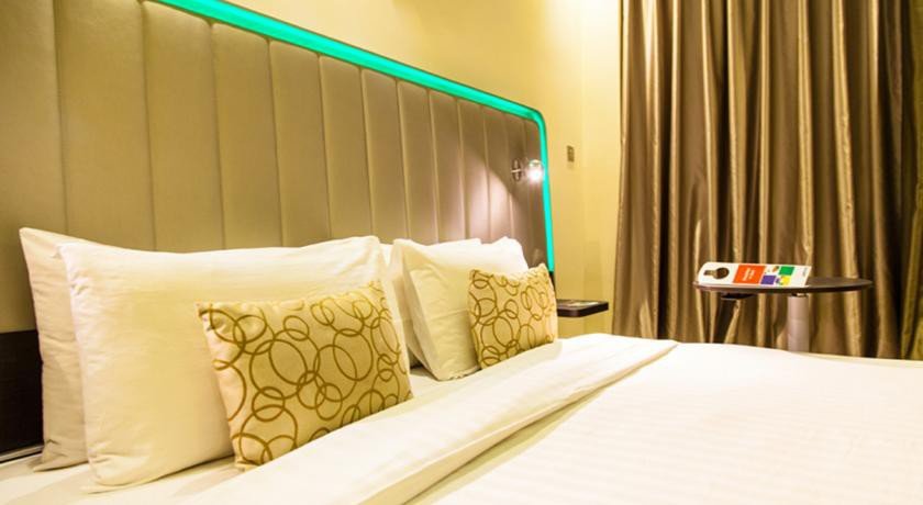 Park Inn By Radisson Hotel Apartments - Al Rigga — фото 1