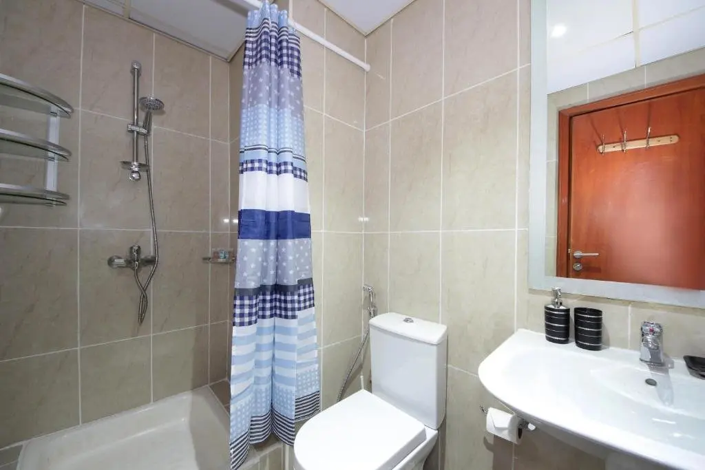 Дубай: Signature Holiday Homes - Furnished Studio in Palace Tower 2, Silicon Oasis