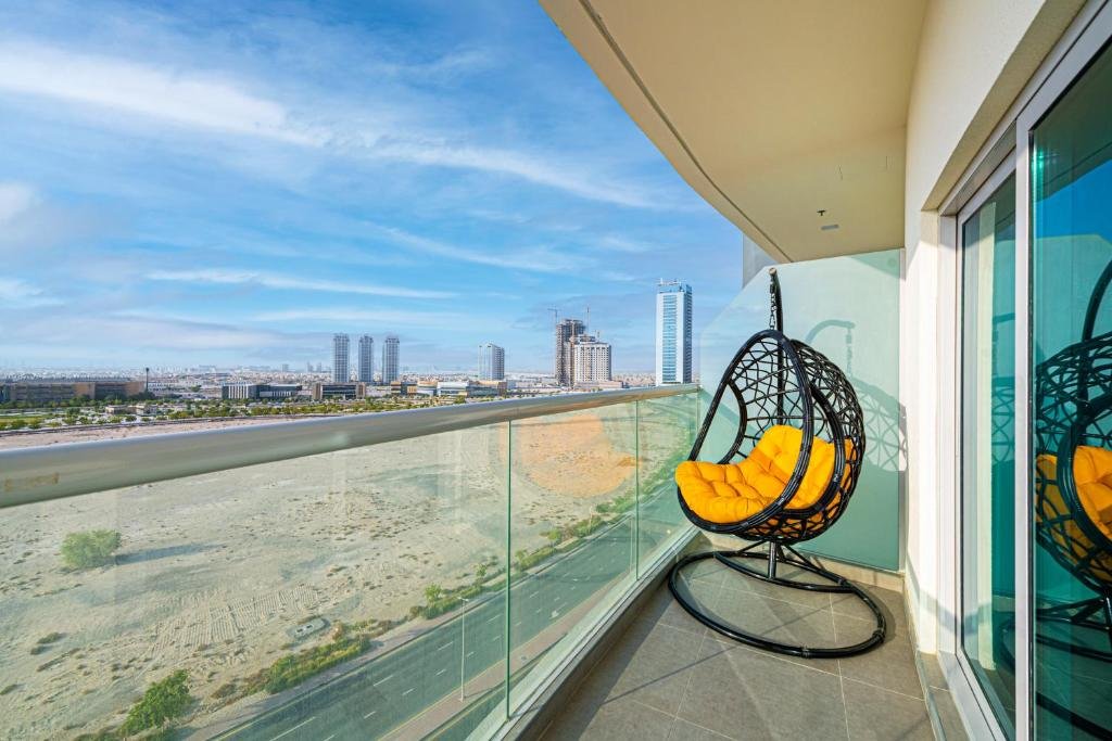Luxury 1BDR Apt in Al Barsha with beautiful city skyline views — фото 1
