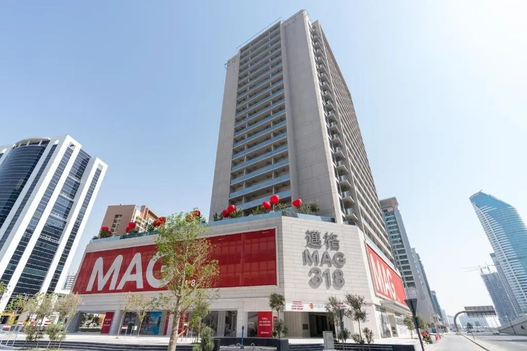 Дубай: Luxurious Studio , 5 mins from BURJ KHALIFA with Canal view!!