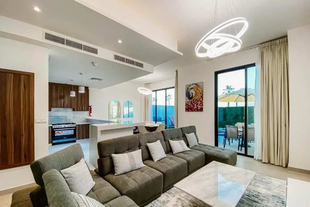 Рас-эль-Хайма: RH- 4BR Luxurious Villa with Private Pool, beach access