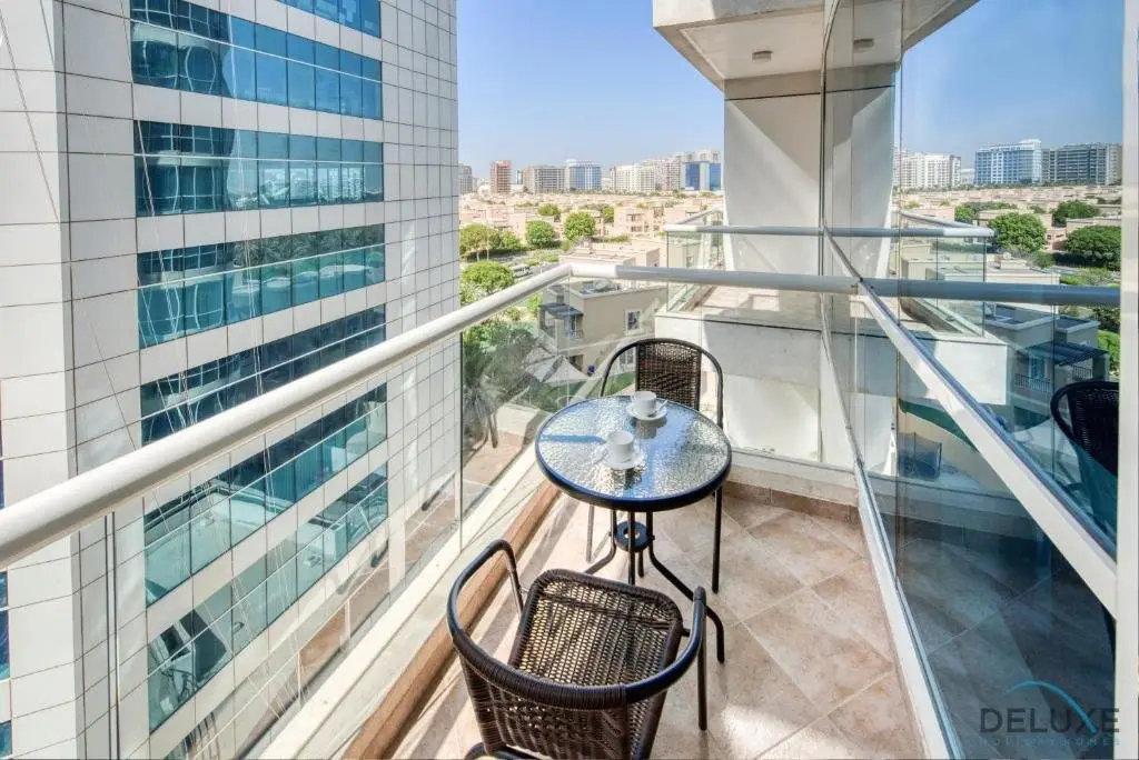 Serene 1BR at Park Terrace Silicon Oasis by Deluxe Holiday Homes — фото 1