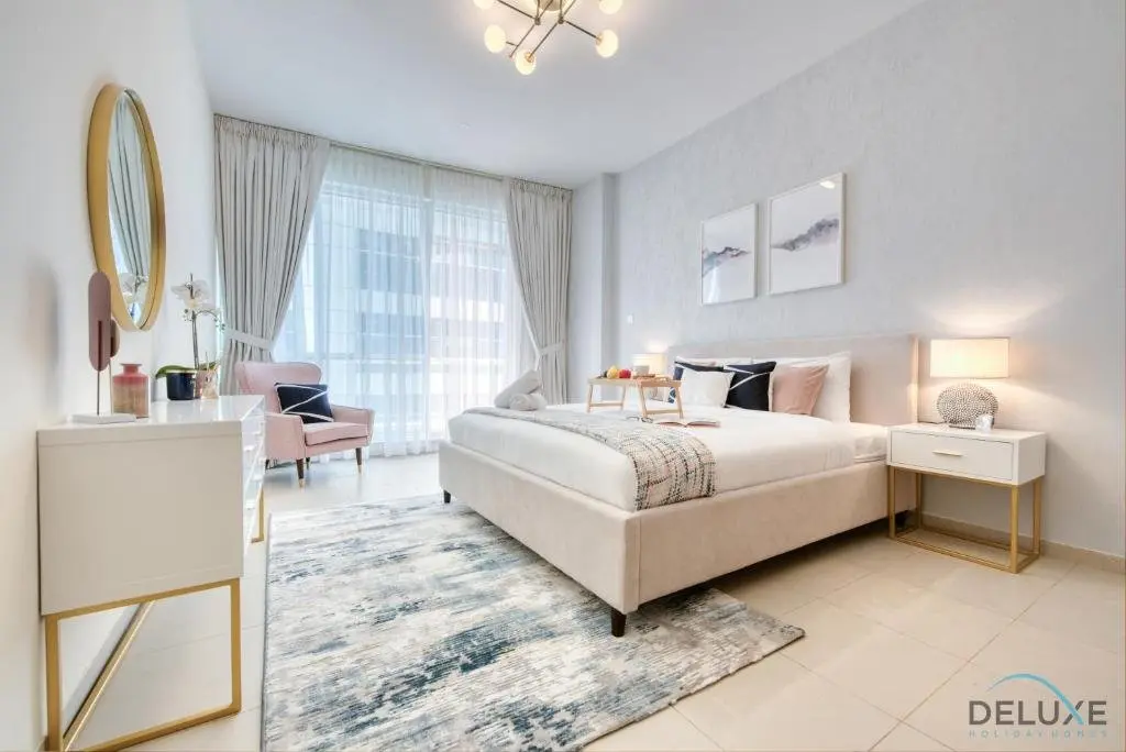 Дубай: Serene 1BR at Park Terrace Silicon Oasis by Deluxe Holiday Homes