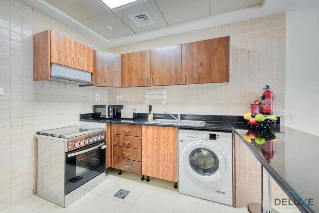 Дубай: Serene 1BR at Park Terrace Silicon Oasis by Deluxe Holiday Homes