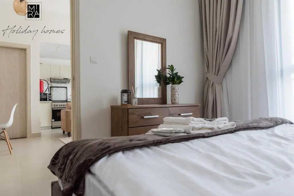 Дубай: Mira Holiday Homes - New 1 Bedroom in Midtown - Dania