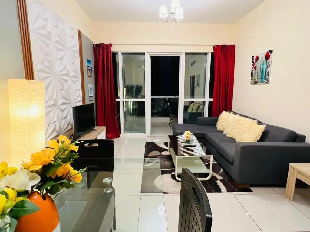 Дубай: SKY NEST HOLIDAY HOMES 1 bedroom Apartment dubai marina 2903