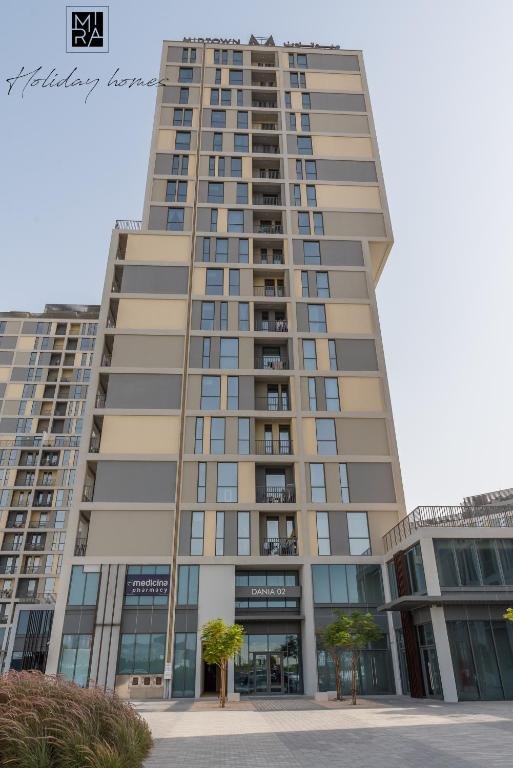 Дубай: Mira Holiday Homes - New One Bedroom in IMPZ