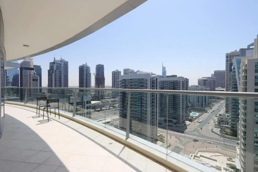 Дубай: Dubai Marina 3 Bedroom Suite with Full Marina View