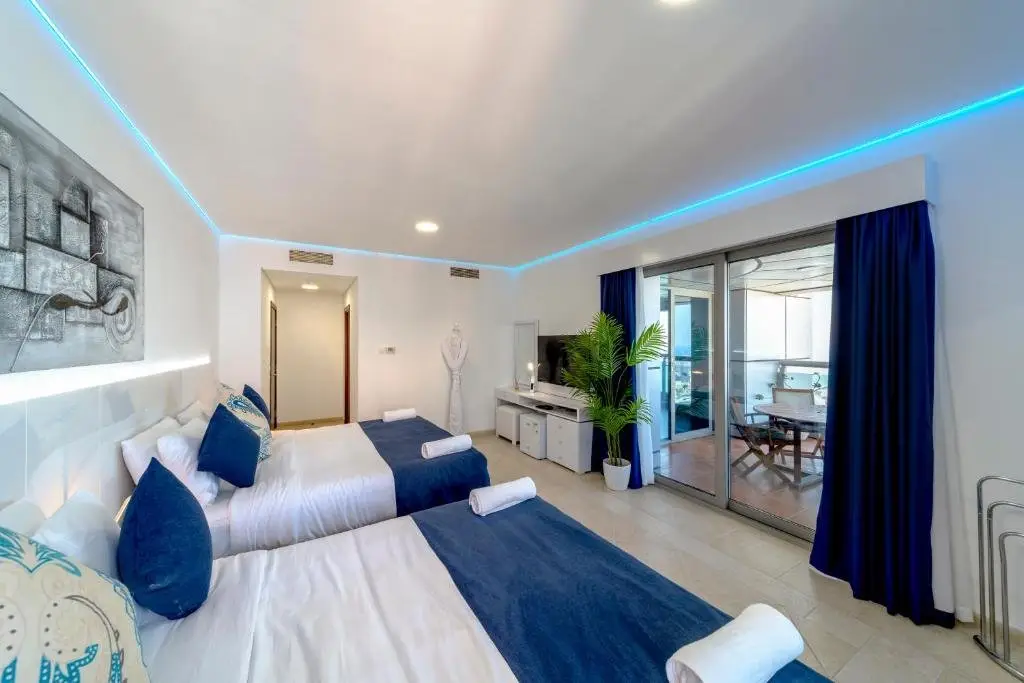 Дубай: Princess Tower Highest World Penthouse Floor 86!