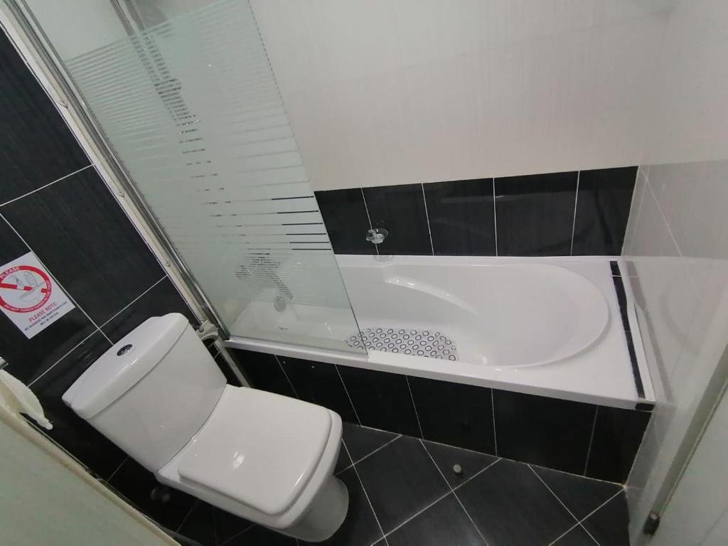 Дубай: Success luxury apartment - 5 min away jbr beach - Free housekeeping provided everyday - Kids stay free up to 17 years age