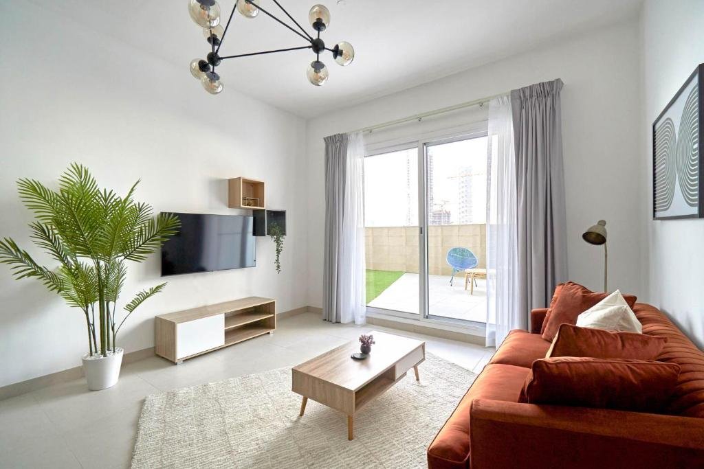 Дубай: Stella Stays Iconic 1 BDR Dubai JVC Large Terrace