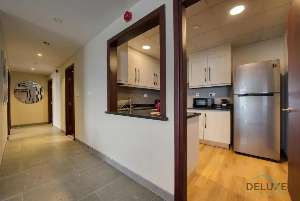 Дубай: Sophisticated 2BR with Assitant's Room in Amwaj 4 JBR by Deluxe Holiday Homes