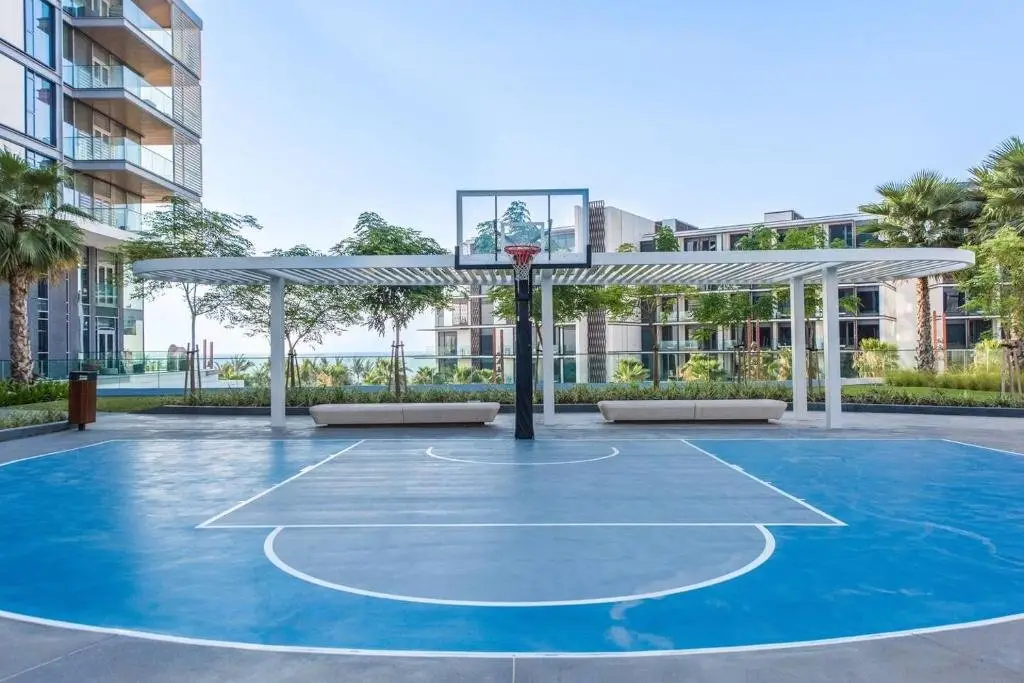 Дубай: Spectacular 3 BR condo with maids room facing the Dubai Eye