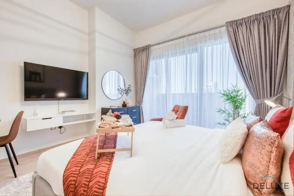 Дубай: Charming Studio at Azizi Aura Residences Downtown Jebel Ali by Deluxe Holiday Homes
