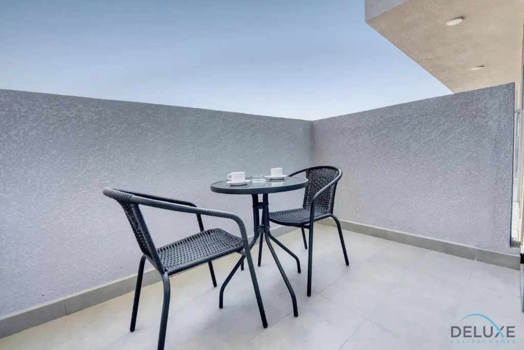 Дубай: Charming Studio at Azizi Aura Residences Downtown Jebel Ali by Deluxe Holiday Homes