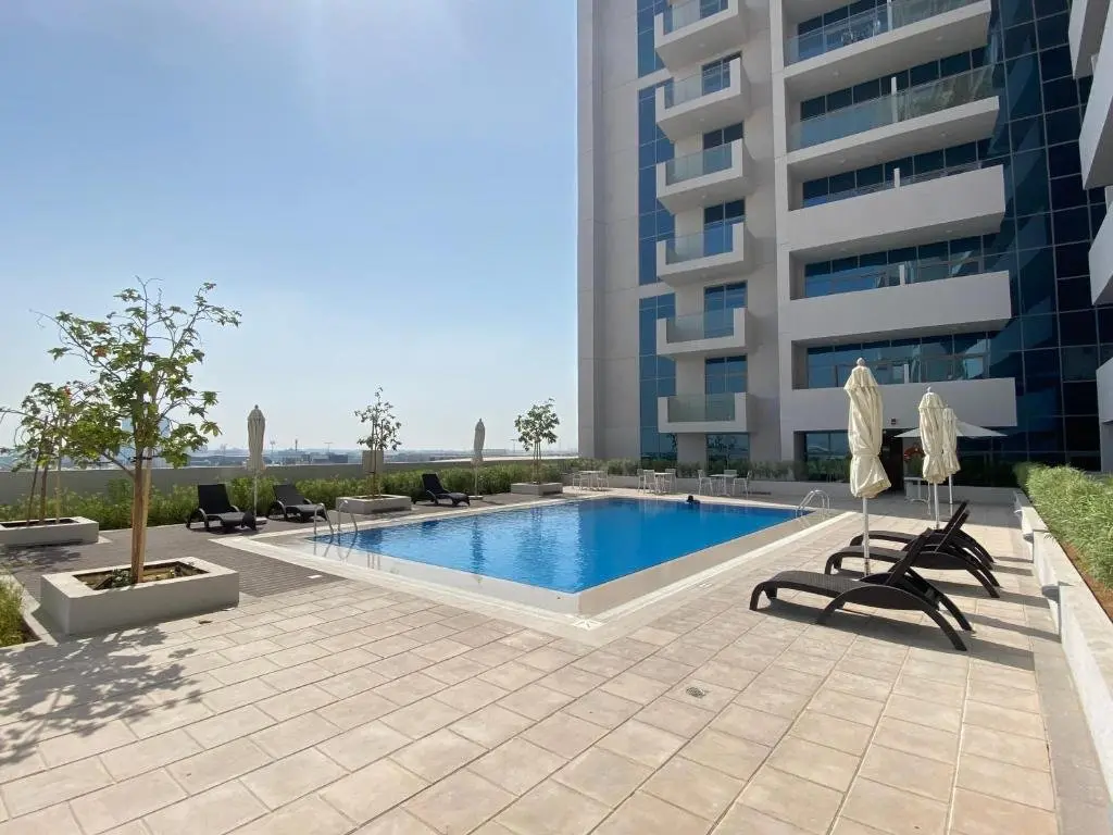 Дубай: Charming Studio at Azizi Aura Residences Downtown Jebel Ali by Deluxe Holiday Homes