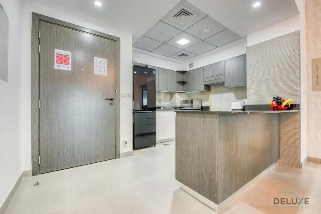 Дубай: Stylish 2BR in Bella Rose Al Barsha South by Deluxe Holiday Homes