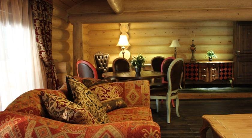 Новый Энхалук: Terem Club Guest House