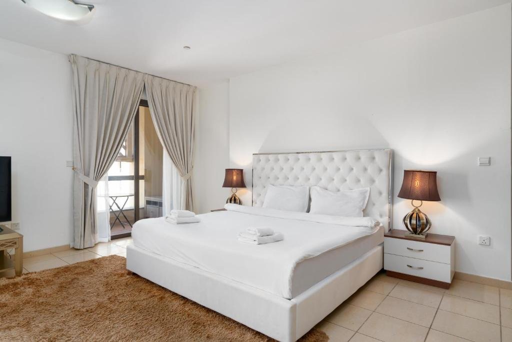 Дубай: Ahlan Holiday Homes- Beach Studio Murjan 2, Jbr