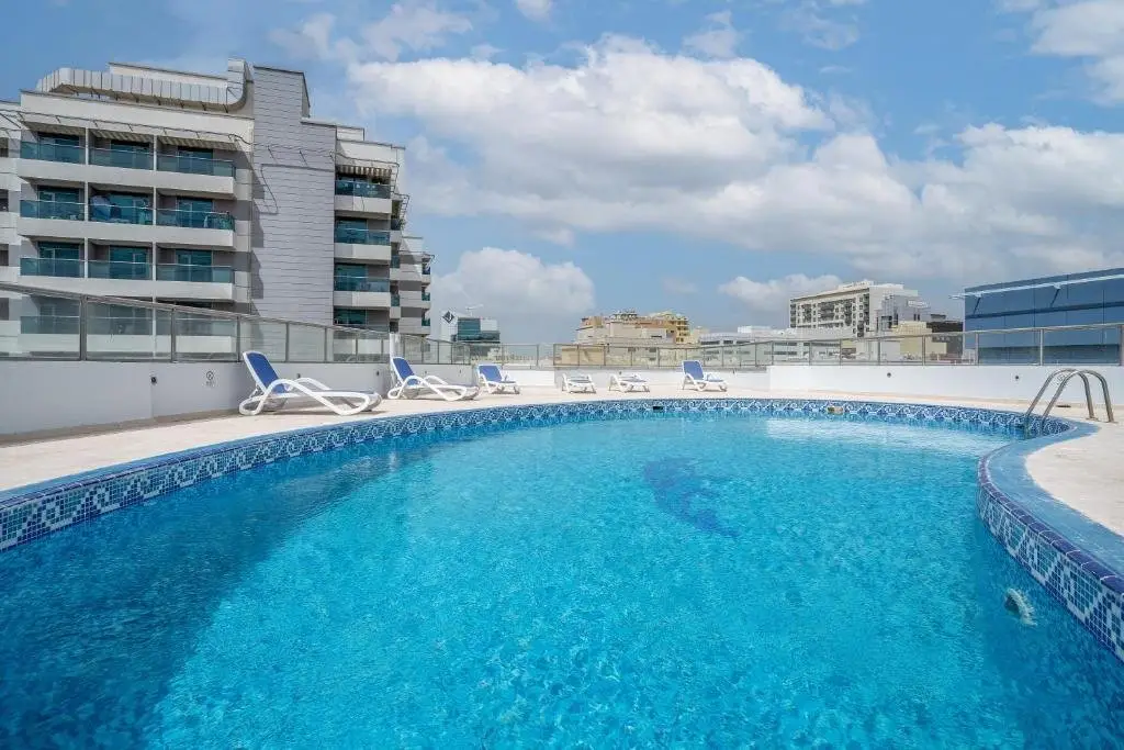 Дубай: RH- 2BR apartment is Al Barsha 1, near mall & lulu