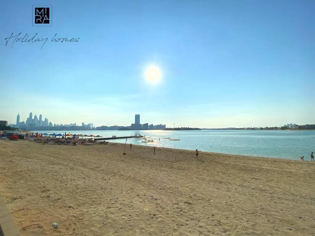Дубай: Mira Holiday Homes - 1 Bedroom in Palm Jumeirah with Beach Access
